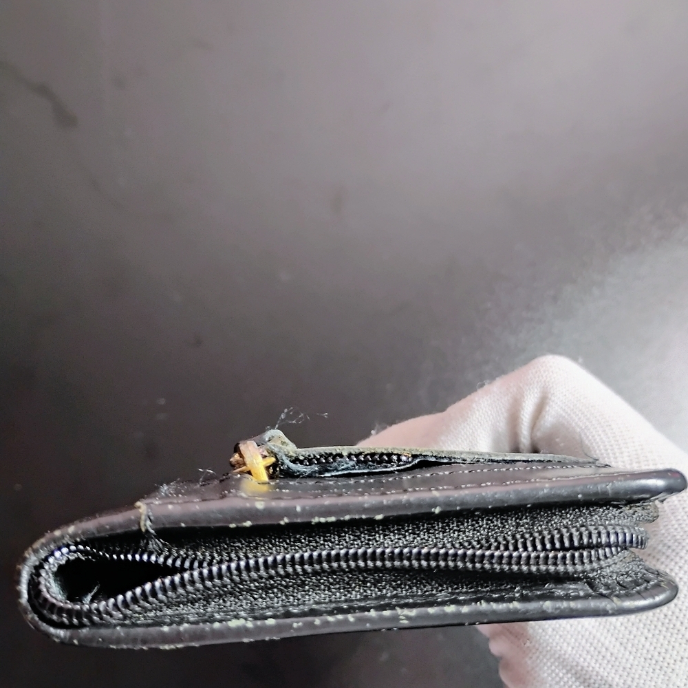 Black Faux Leather Zip Around Y2K Wallet - Picture 17 of 17